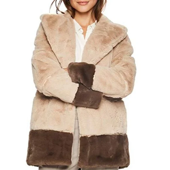 送料無料RACHEL Rachel Roy Women's Faux Fur Button Long Coat, Black, Large並行輸入 Women\u0027s Harland Faux-Wrap Metallic-Threaded Midi Dress